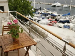 Marina Guesthouse