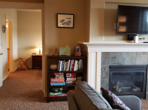 Riverview 2 Bedroom Condo