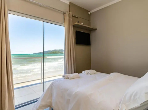 Duplex Pé Na Areia Com Vista Deslumbrante Rat001