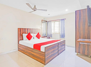 OYO Flagship 84116 Grand Residency