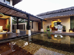 Centara Koh Chang Tropicana Resort