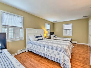 Oceanside Beach House in Pvt Beach Community!