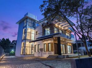 Stay Leisurely Villa Portia Lonavala