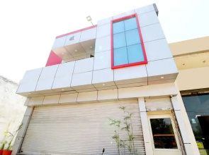 Hotel Orchid by OYO Rooms