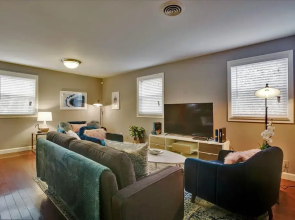 Spacious 4br/2ba Home Near Music Row by Domio