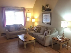 Elmwood Resort Hotel
