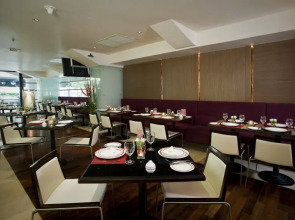 The Seasons Bangkok Huamark