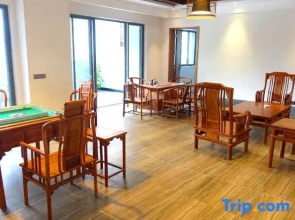 Xinfeng Utop Spring Primeval Forest Resorts