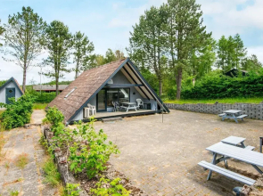 Peaceful Holiday Home in Ebeltoft near Sea