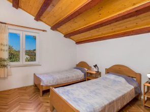 Beautiful Apartment in Balenska Draga With 2 Bedrooms