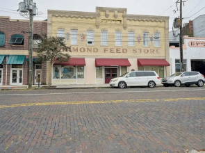Downtown Wilmington Studio in Historic District!