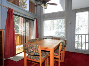 Mammoth Ski & Racquet Club #074