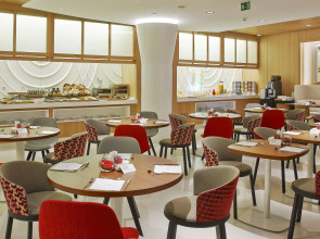 Отель NH Collection Barcelona Gran Calderón