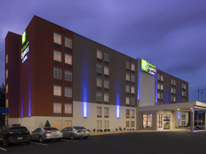 Holiday Inn Express & Suites College Park-University Area by IHG
