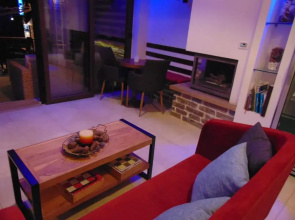 Spela House