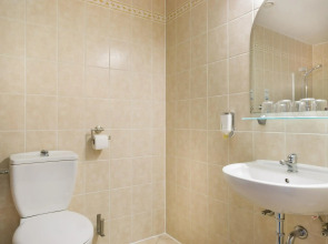 Отель East City