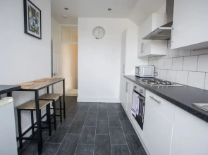 Short Stay Bristol - Ralph Apartment