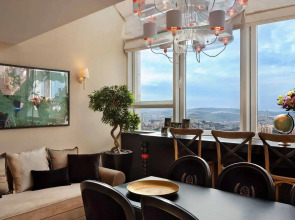 21st Floor 360 Suitop Hotel