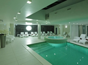 Отель Wellton Centrum Hotel & Spa