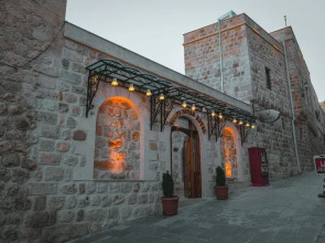 Kasr-i Divan Hotel