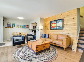 Quaint Winter Park Townhouse < 5 Mi to Ski!