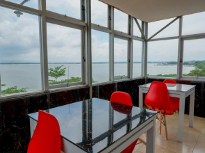 RedDoorz near Kendari Beach 2