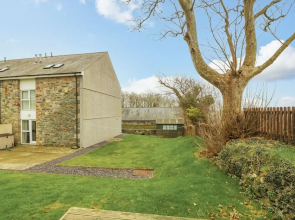 Barn End, 9 Stad Clynnog