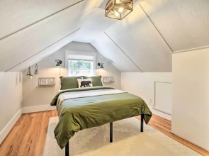 Cozy 'black Bear Retreat' by Mount Rainier!