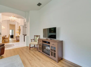 4 Mi to Rainbow Springs: Dunnellon Villa w/ Pool!