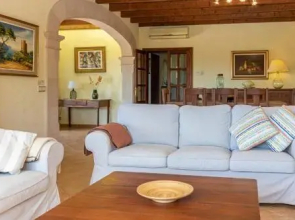 Villa can Canaveret