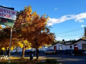 Deerview Lodge & Cabins