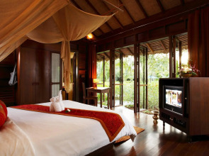 OUTRIGGER Phi Phi Island Resort