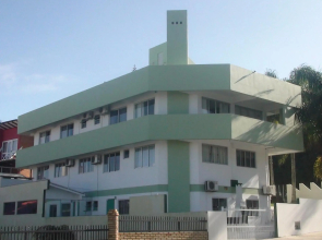 PRAIA 4 ILHAS Apartamento 1 Quarto a 60M Da Praia AR WIFI