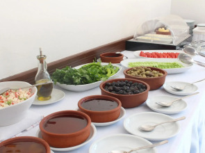 Oya Boutique Hotel & Suites