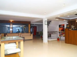 Hotel Ganesha Inn