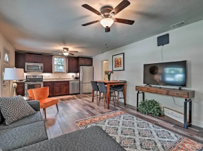 Walkable Winter Garden Bungalow: 3 Blocks to Dtwn