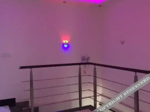 Fengyue Shishang Express Hotel