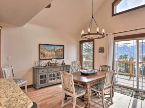 Gorgeous Twin Lakes Home w/ Deck Overlooking Mtns!