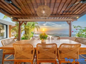 Casa Daria Sofia - Oceanview Luxury 4BR Villa