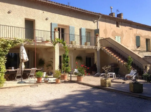 House With 4 Bedrooms in Le Thor, With Private Pool, Enclosed Garden a