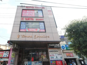 Hotel Yamuna Residency By OYO Rooms