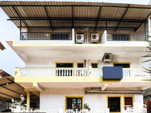 Oyo 39571 Baga Beach Comfort