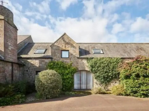Host Stay Grange Cottage