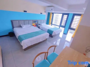 Qizige Homestay (Neijiangbei Railway Station Chuanhua Plaza)