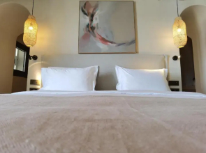 NOS Hotel & Villas