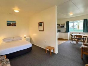Castlepoint Holiday Park And Motel Accommodation