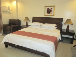 Las Brisas Garden Resort
