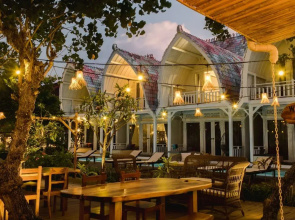 Mambo Beach Resort