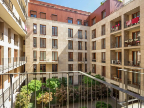 Adler Apartments