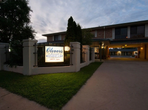 Garden City Motor Inn